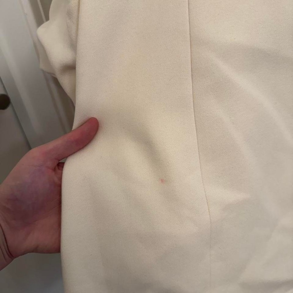Elie Tahari cream pearl button midi‎ coat - Picture 7 of 8